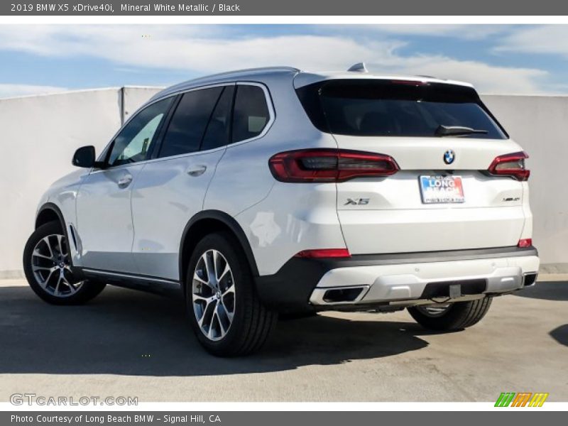 Mineral White Metallic / Black 2019 BMW X5 xDrive40i