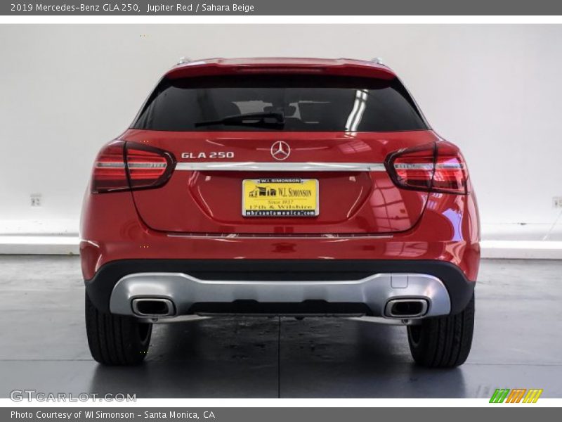 Jupiter Red / Sahara Beige 2019 Mercedes-Benz GLA 250