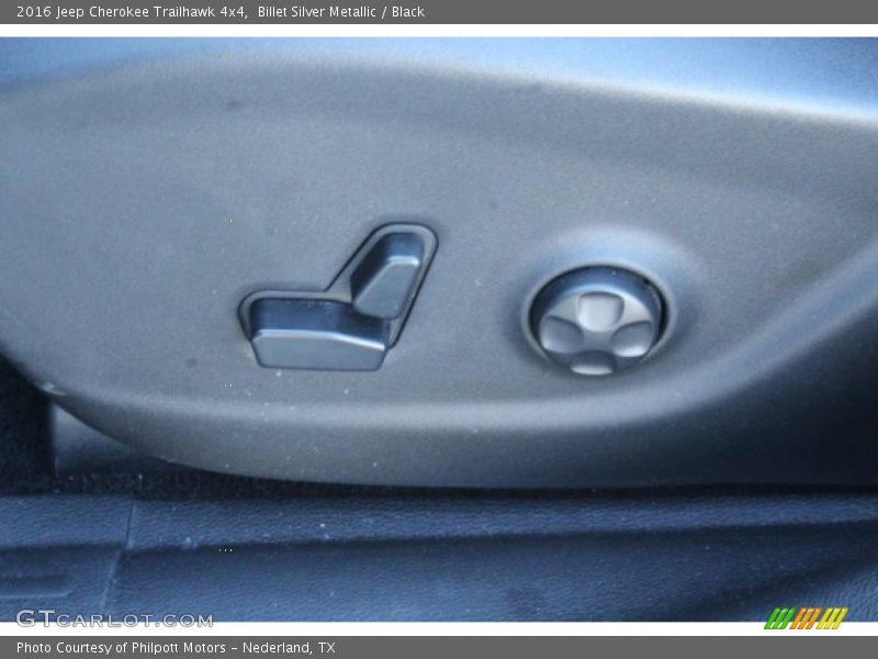 Billet Silver Metallic / Black 2016 Jeep Cherokee Trailhawk 4x4