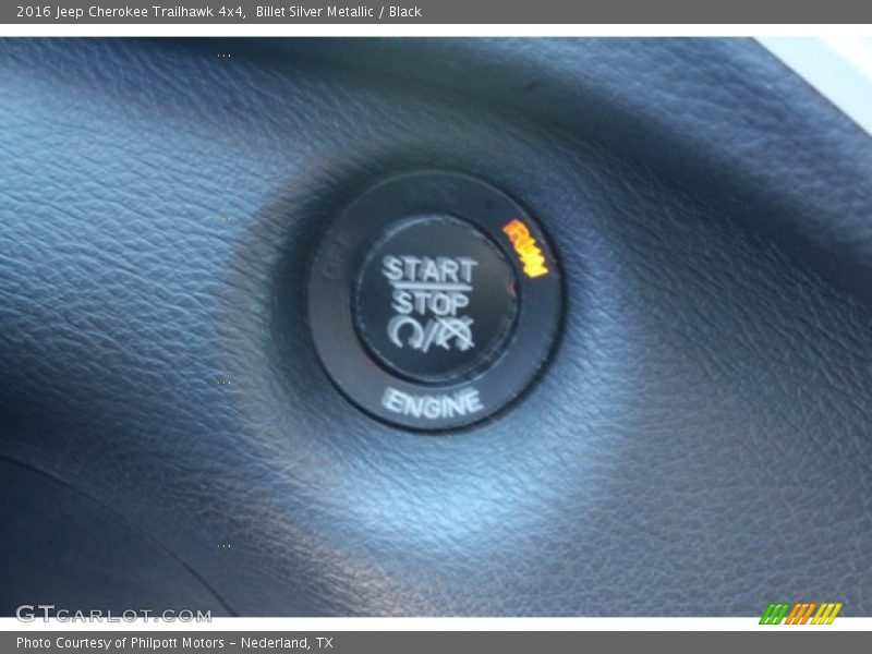 Billet Silver Metallic / Black 2016 Jeep Cherokee Trailhawk 4x4