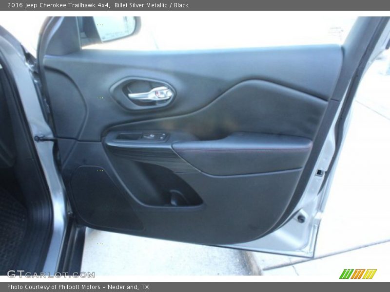 Billet Silver Metallic / Black 2016 Jeep Cherokee Trailhawk 4x4