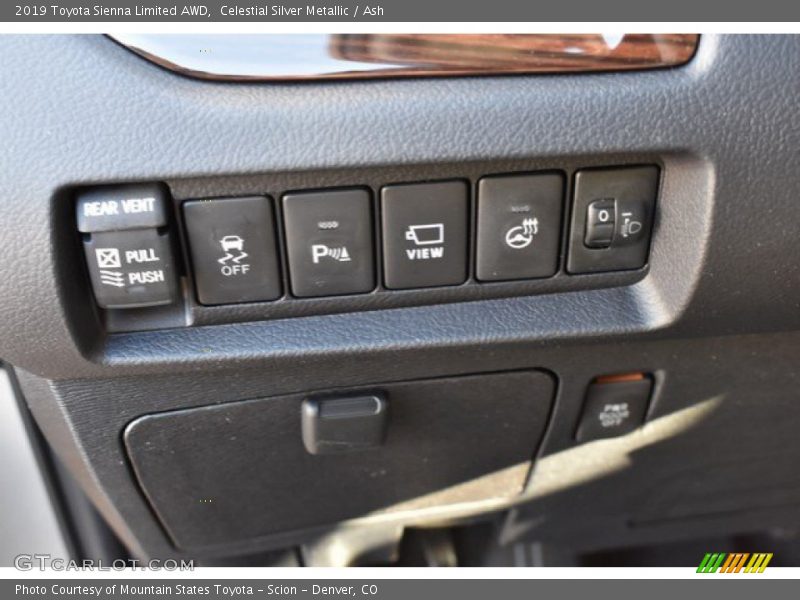 Celestial Silver Metallic / Ash 2019 Toyota Sienna Limited AWD