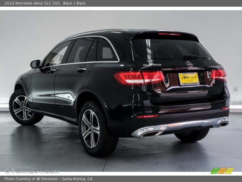 Black / Black 2019 Mercedes-Benz GLC 300