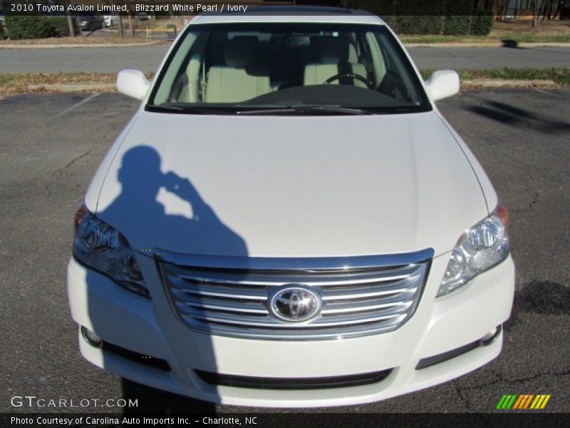Blizzard White Pearl / Ivory 2010 Toyota Avalon Limited