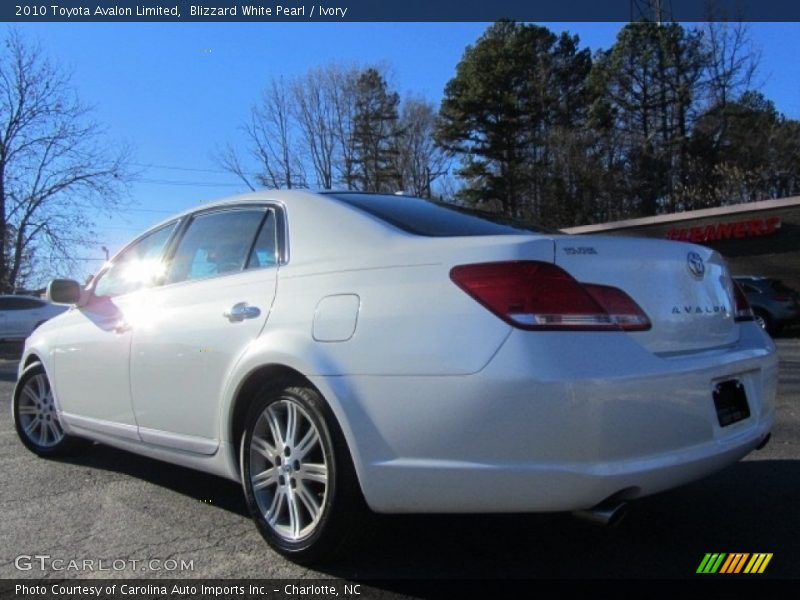 Blizzard White Pearl / Ivory 2010 Toyota Avalon Limited