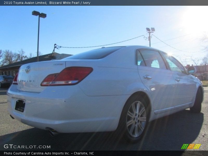 Blizzard White Pearl / Ivory 2010 Toyota Avalon Limited
