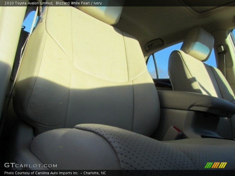 Blizzard White Pearl / Ivory 2010 Toyota Avalon Limited