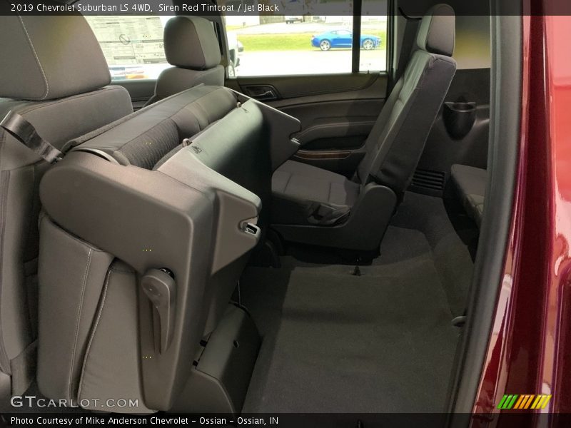 Siren Red Tintcoat / Jet Black 2019 Chevrolet Suburban LS 4WD
