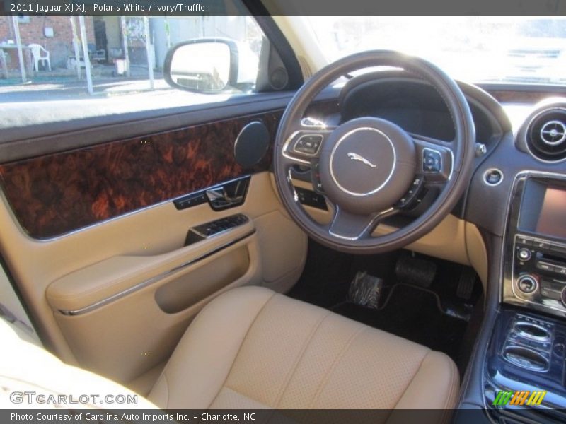 Polaris White / Ivory/Truffle 2011 Jaguar XJ XJ