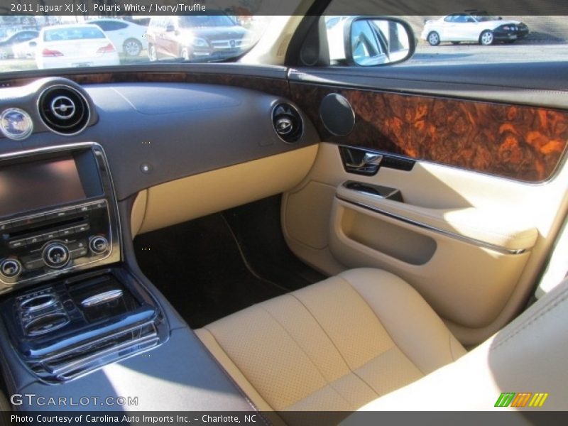 Polaris White / Ivory/Truffle 2011 Jaguar XJ XJ