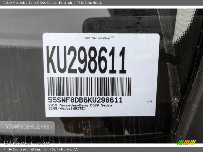 Polar White / Silk Beige/Black 2019 Mercedes-Benz C 300 Sedan