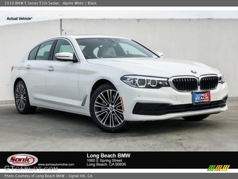 Alpine White / Black 2019 BMW 5 Series 530i Sedan