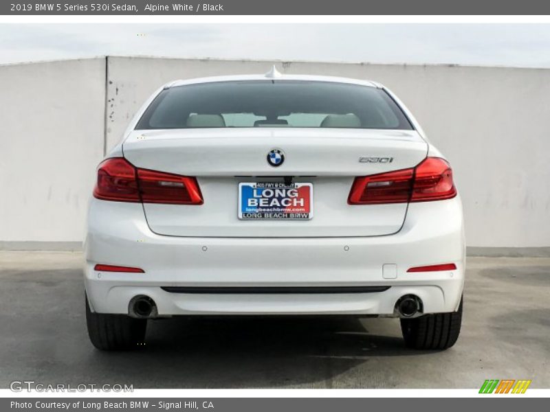 Alpine White / Black 2019 BMW 5 Series 530i Sedan