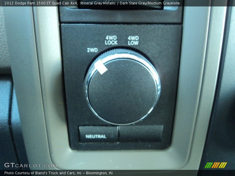 Mineral Gray Metallic / Dark Slate Gray/Medium Graystone 2012 Dodge Ram 1500 ST Quad Cab 4x4