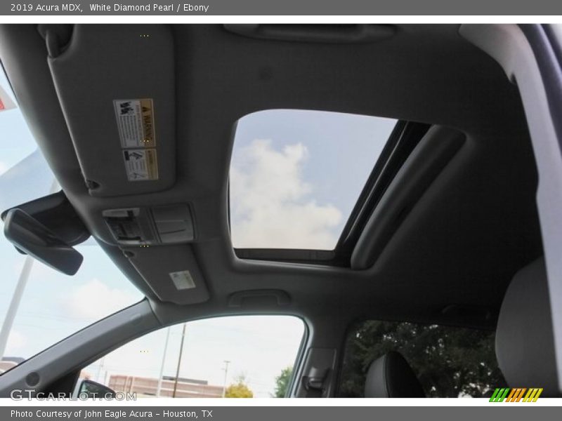White Diamond Pearl / Ebony 2019 Acura MDX