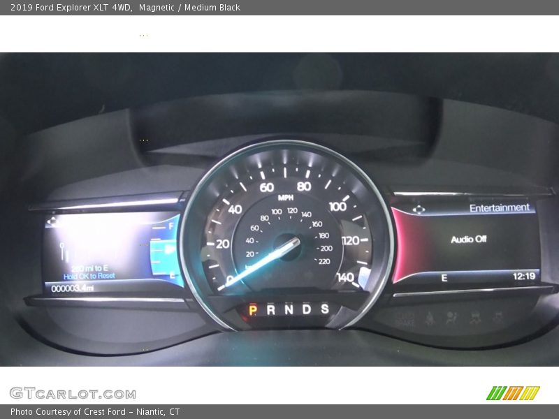 Magnetic / Medium Black 2019 Ford Explorer XLT 4WD