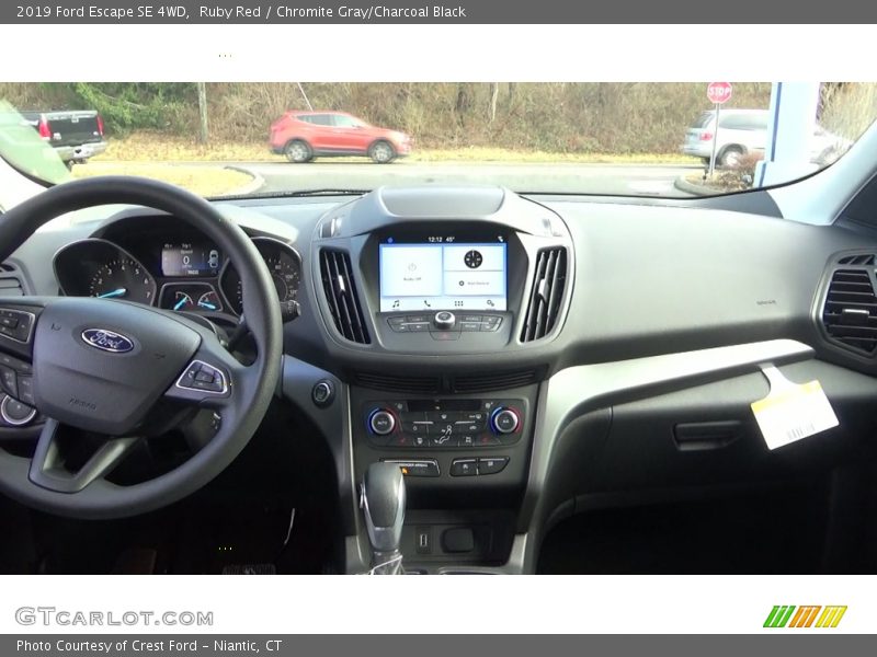 Ruby Red / Chromite Gray/Charcoal Black 2019 Ford Escape SE 4WD