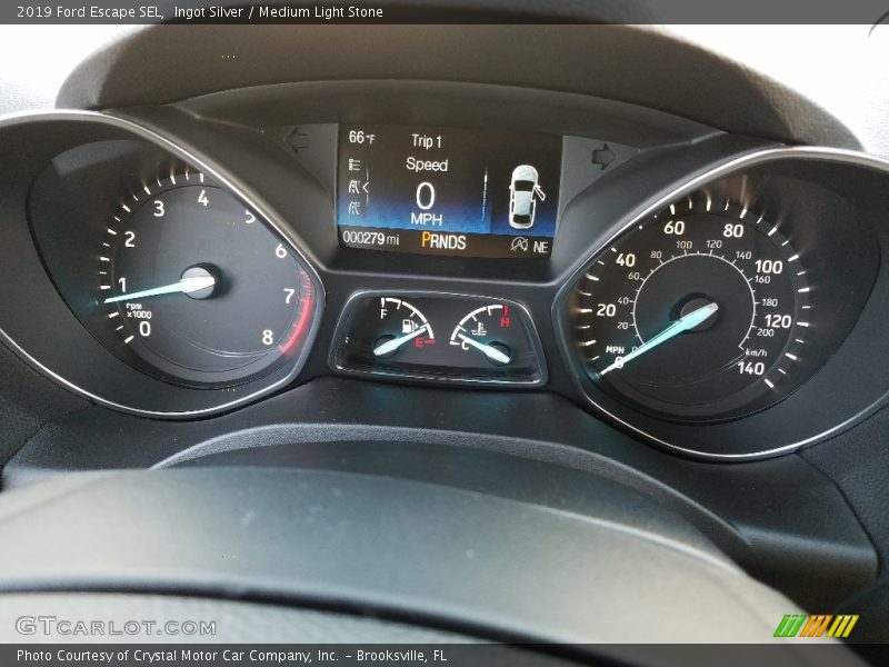 Ingot Silver / Medium Light Stone 2019 Ford Escape SEL