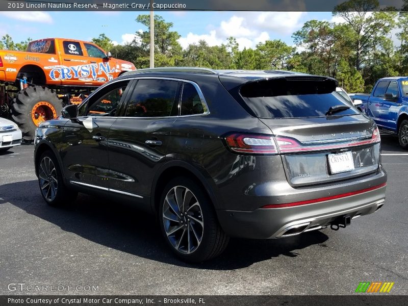 Magnetic Gray / Cappuccino 2019 Lincoln Nautilus Reserve