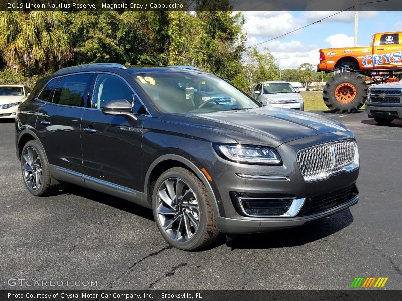 Front 3/4 View of 2019 Nautilus Reserve