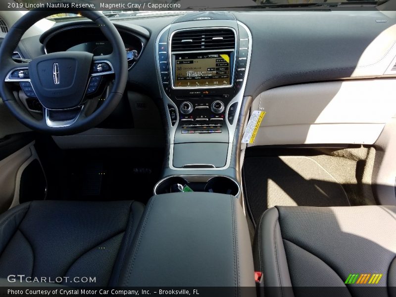 Magnetic Gray / Cappuccino 2019 Lincoln Nautilus Reserve