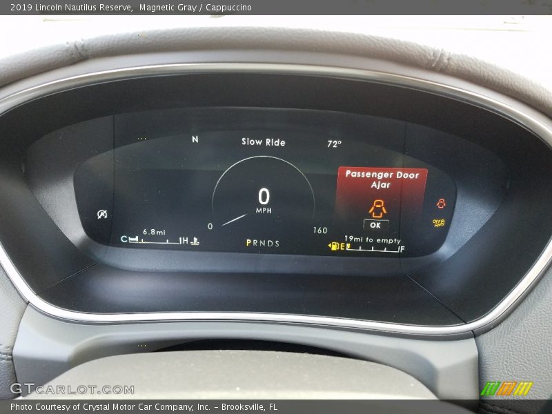 Magnetic Gray / Cappuccino 2019 Lincoln Nautilus Reserve