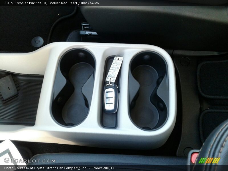 Velvet Red Pearl / Black/Alloy 2019 Chrysler Pacifica LX