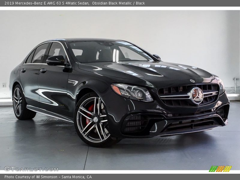 Front 3/4 View of 2019 E AMG 63 S 4Matic Sedan