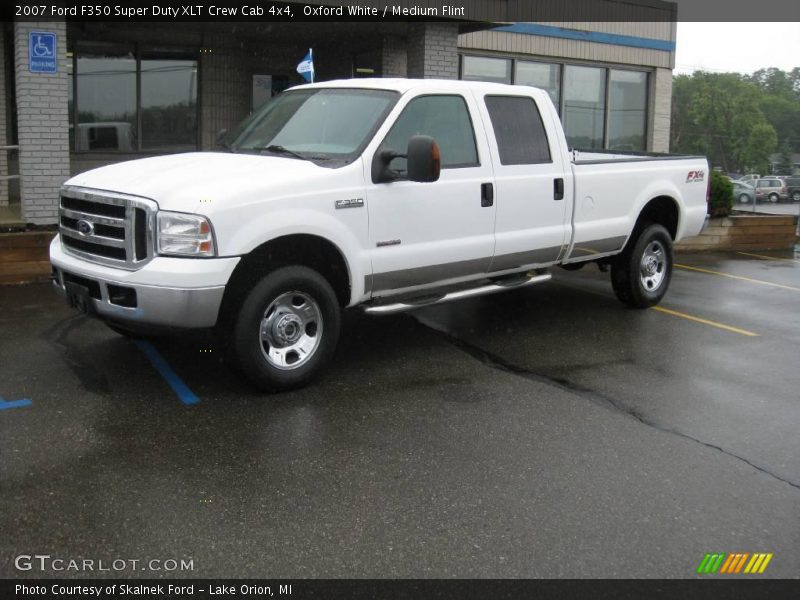 Oxford White / Medium Flint 2007 Ford F350 Super Duty XLT Crew Cab 4x4