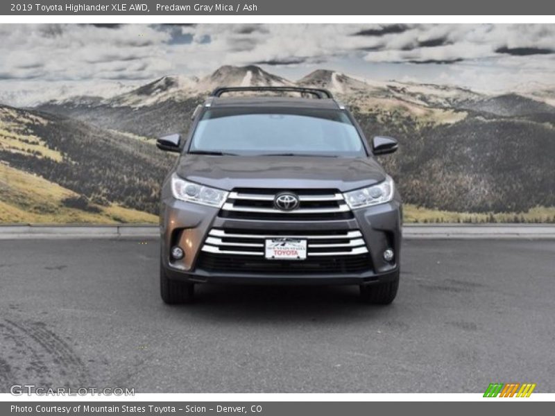 Predawn Gray Mica / Ash 2019 Toyota Highlander XLE AWD