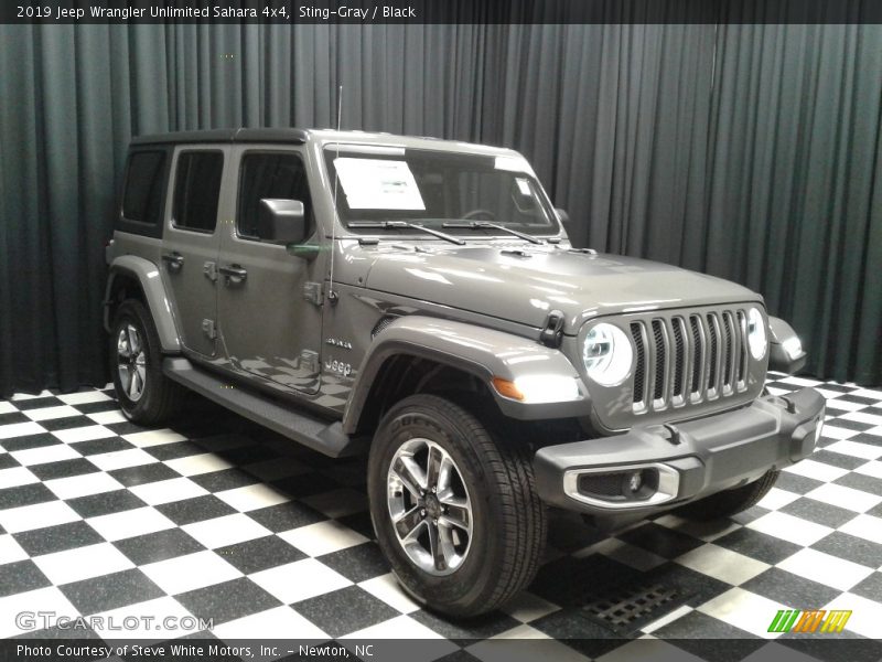 Sting-Gray / Black 2019 Jeep Wrangler Unlimited Sahara 4x4