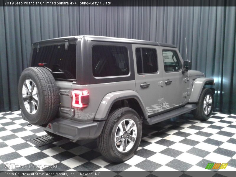 Sting-Gray / Black 2019 Jeep Wrangler Unlimited Sahara 4x4