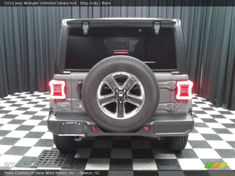 Sting-Gray / Black 2019 Jeep Wrangler Unlimited Sahara 4x4