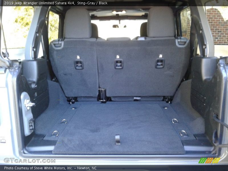 Sting-Gray / Black 2019 Jeep Wrangler Unlimited Sahara 4x4