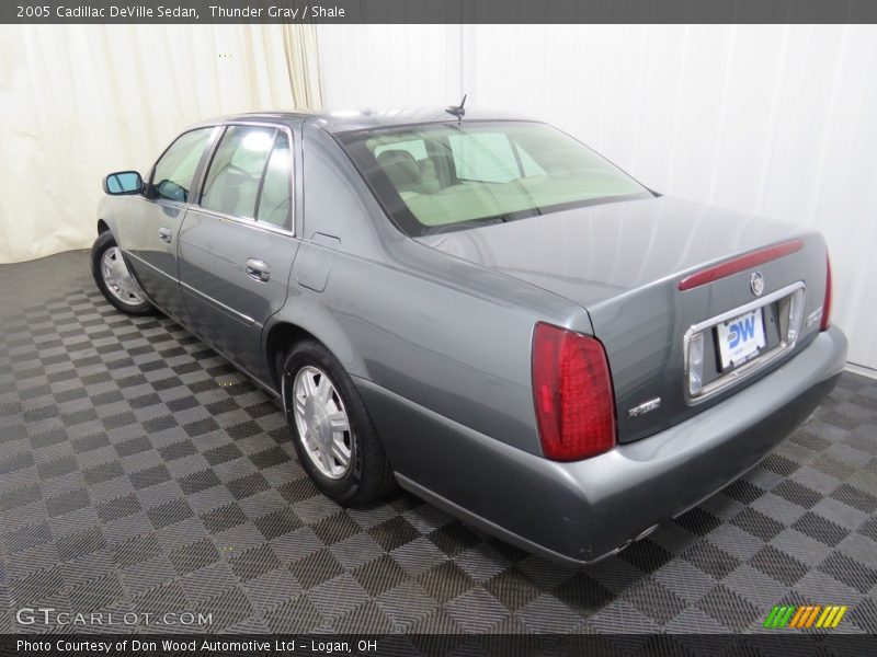 Thunder Gray / Shale 2005 Cadillac DeVille Sedan