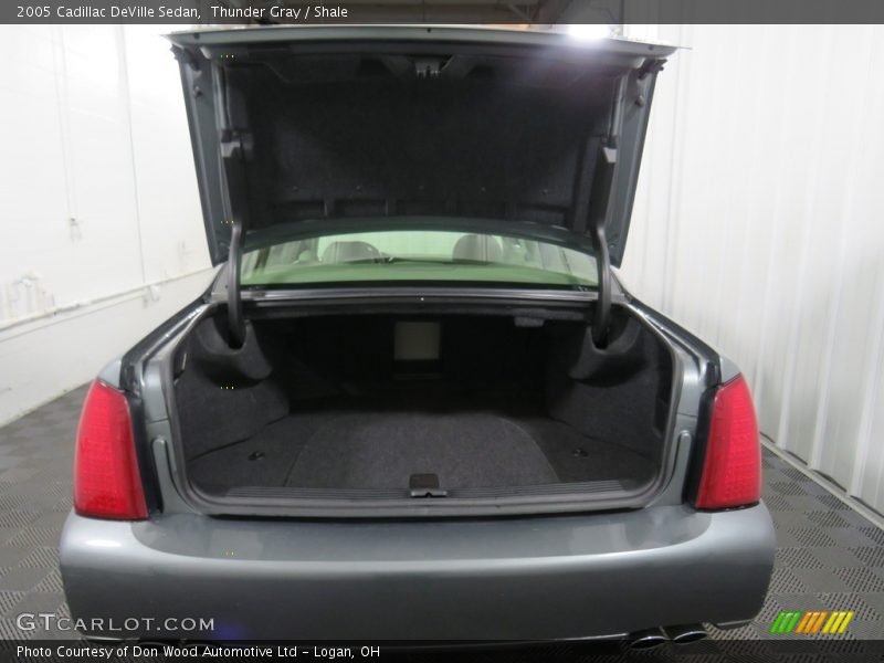 Thunder Gray / Shale 2005 Cadillac DeVille Sedan