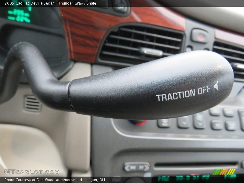 Thunder Gray / Shale 2005 Cadillac DeVille Sedan