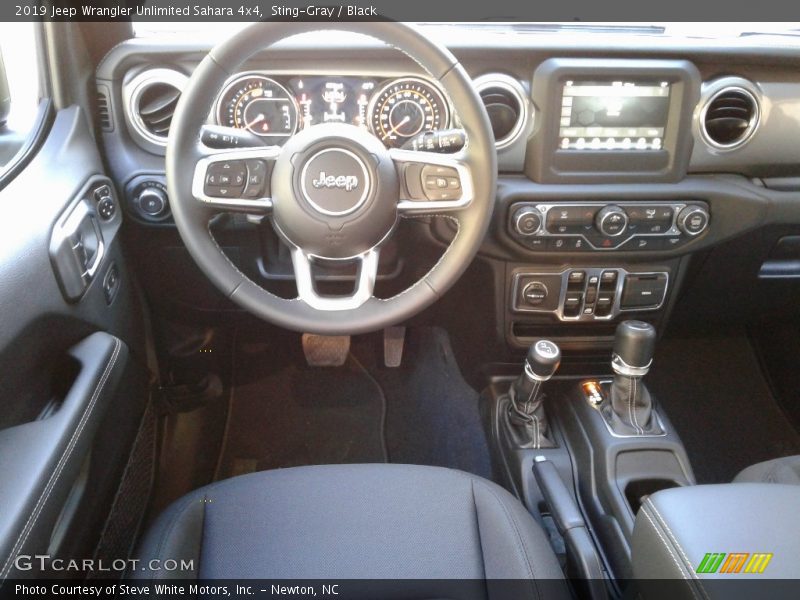Sting-Gray / Black 2019 Jeep Wrangler Unlimited Sahara 4x4
