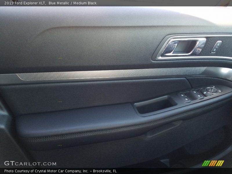 Blue Metallic / Medium Black 2019 Ford Explorer XLT