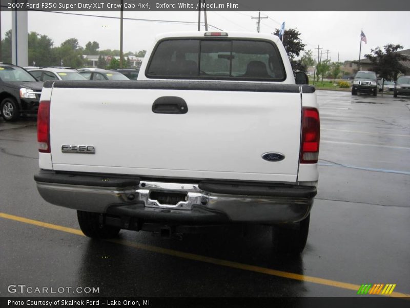 Oxford White / Medium Flint 2007 Ford F350 Super Duty XLT Crew Cab 4x4