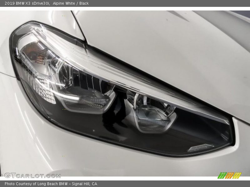 Alpine White / Black 2019 BMW X3 sDrive30i