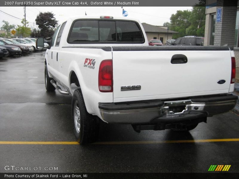 Oxford White / Medium Flint 2007 Ford F350 Super Duty XLT Crew Cab 4x4