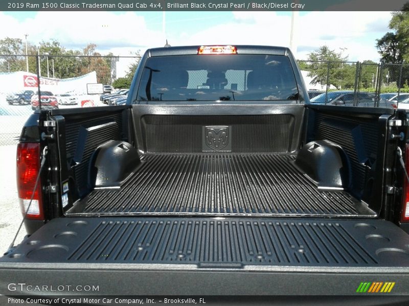 Brilliant Black Crystal Pearl / Black/Diesel Gray 2019 Ram 1500 Classic Tradesman Quad Cab 4x4