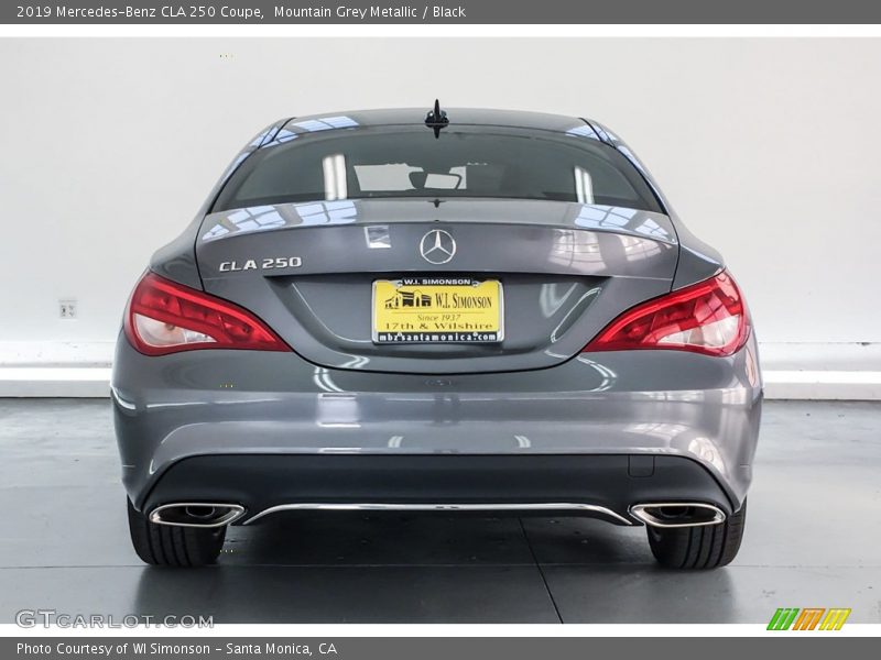 Mountain Grey Metallic / Black 2019 Mercedes-Benz CLA 250 Coupe