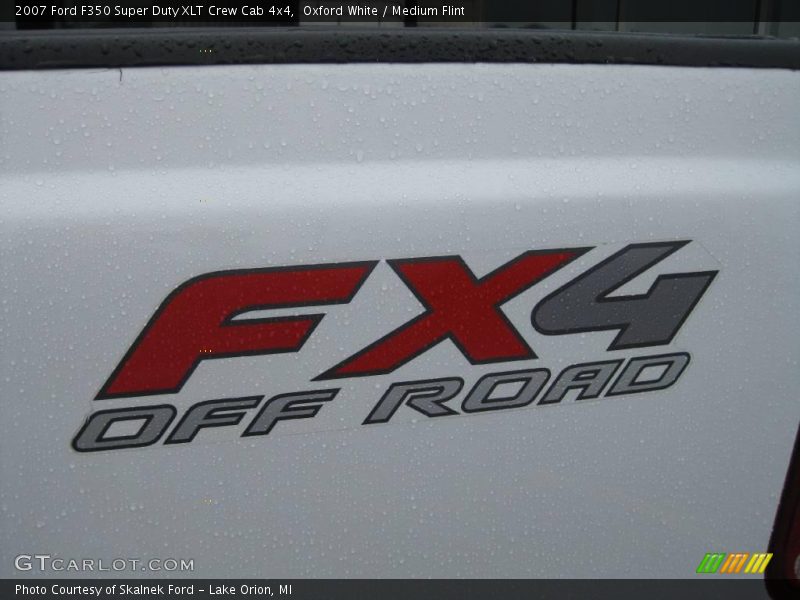 Oxford White / Medium Flint 2007 Ford F350 Super Duty XLT Crew Cab 4x4