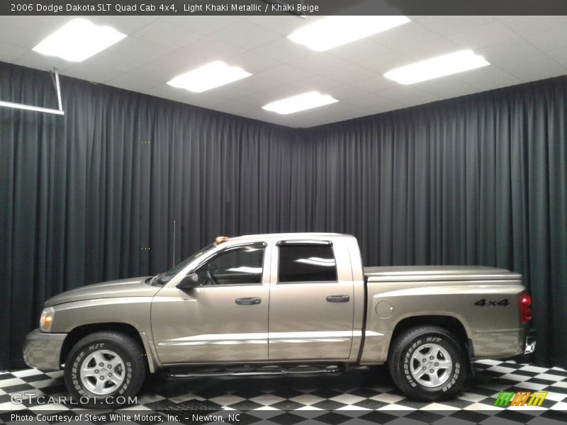 Light Khaki Metallic / Khaki Beige 2006 Dodge Dakota SLT Quad Cab 4x4