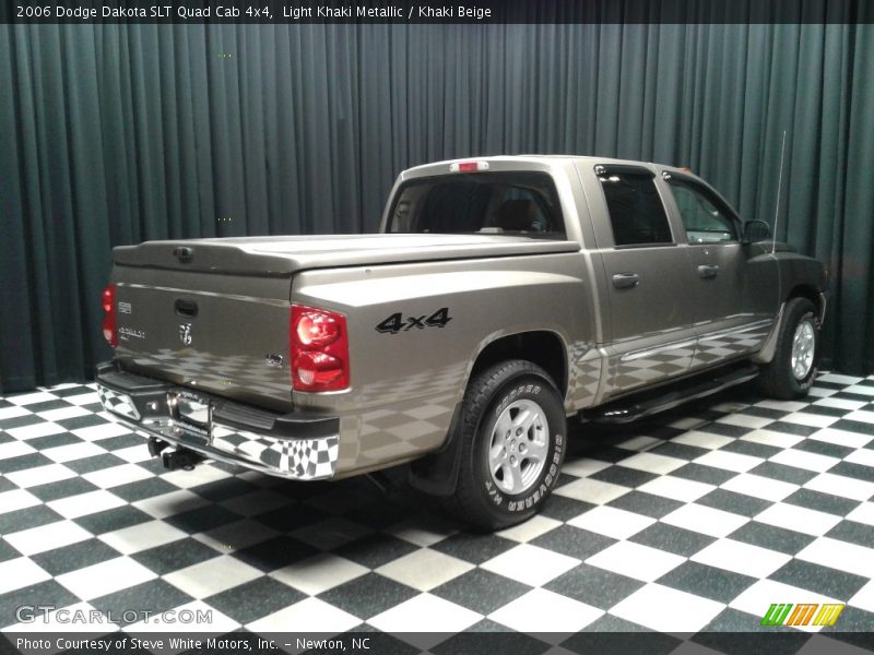 Light Khaki Metallic / Khaki Beige 2006 Dodge Dakota SLT Quad Cab 4x4