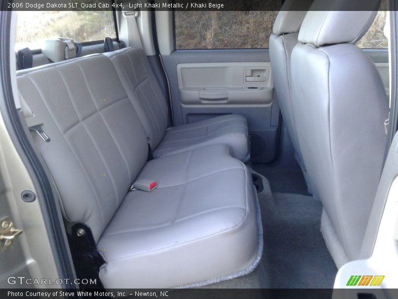 Light Khaki Metallic / Khaki Beige 2006 Dodge Dakota SLT Quad Cab 4x4