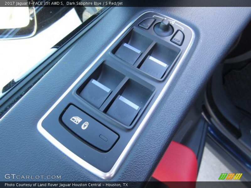 Controls of 2017 F-PACE 35t AWD S