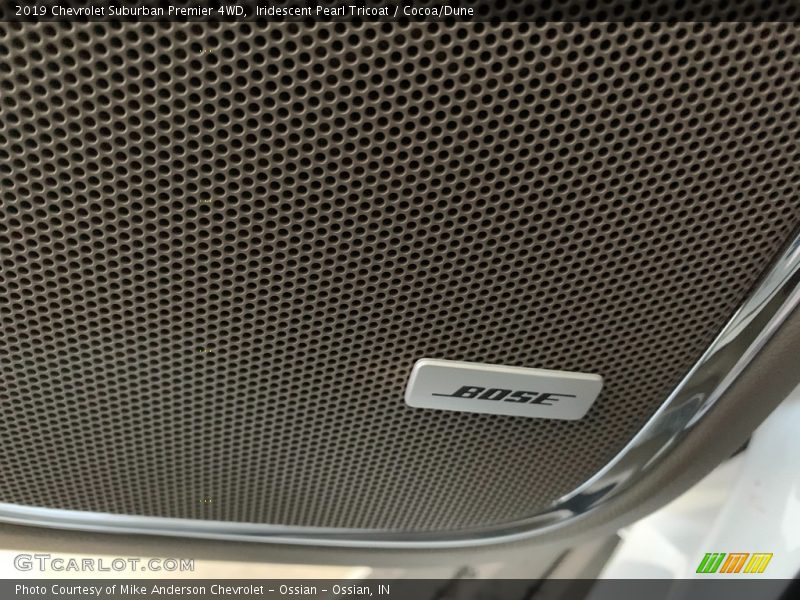 Iridescent Pearl Tricoat / Cocoa/Dune 2019 Chevrolet Suburban Premier 4WD